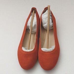 Violet & Red Brand Orange Ballet Flats Women's Size 6.5 M Windsor Slip On